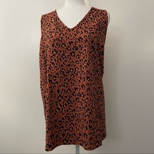 Leopard V-Neck Foxy Tee